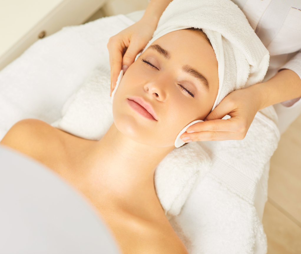 Limpiar, purificar y oxigenar la piel del rostro Limpiar, purificar y oxigenar la piel del rostro